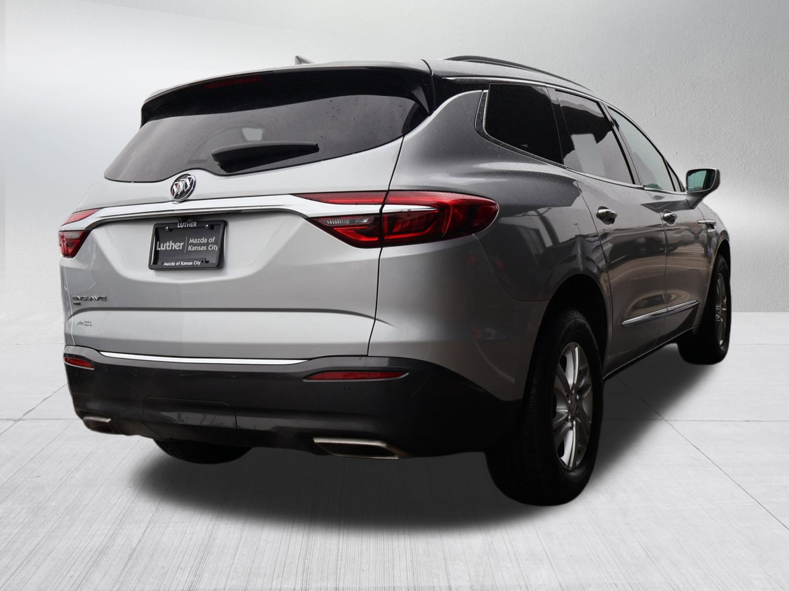 Used 2020 Buick Enclave Essence image 7