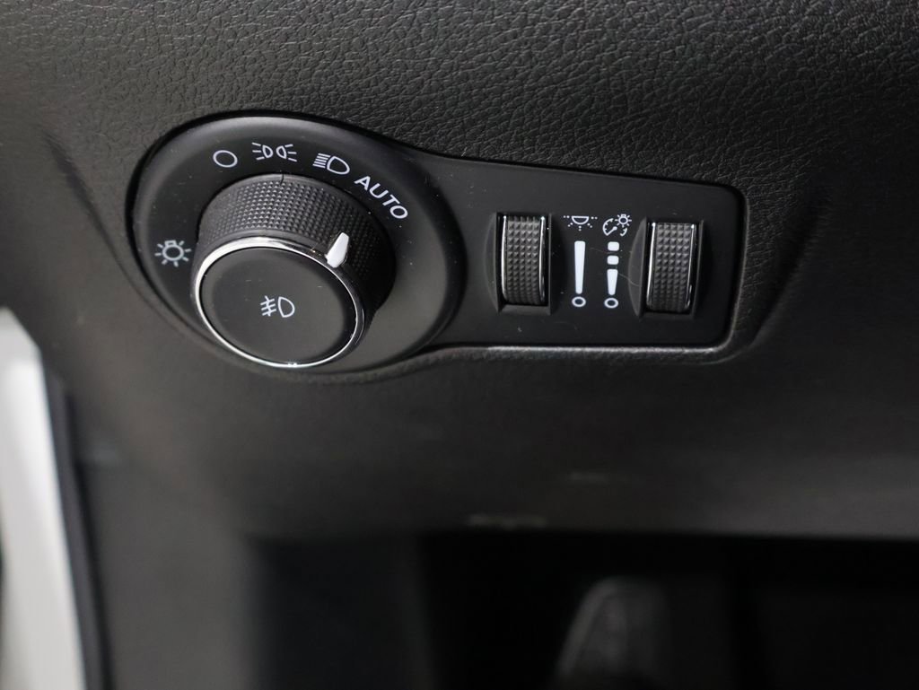 Used 2022 Jeep Compass Trailhawk w/ Trailhawk Elite Group AWD/4WD image 33