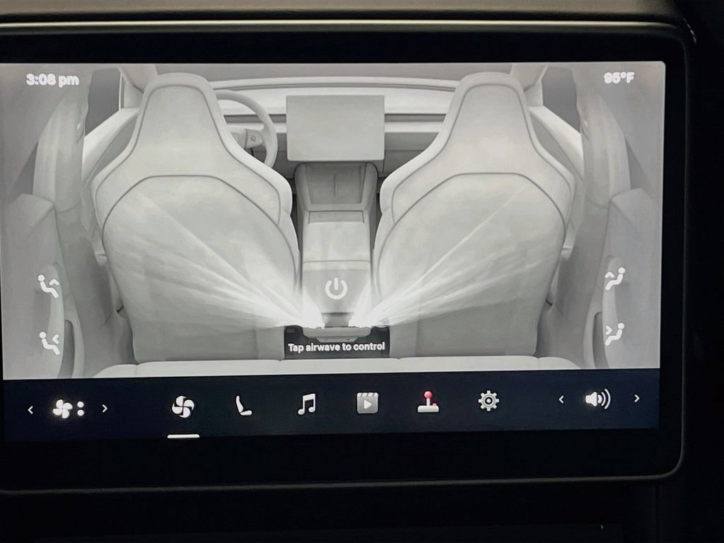 Used 2026 Tesla Model 3 Performance AWD/4WD image 23
