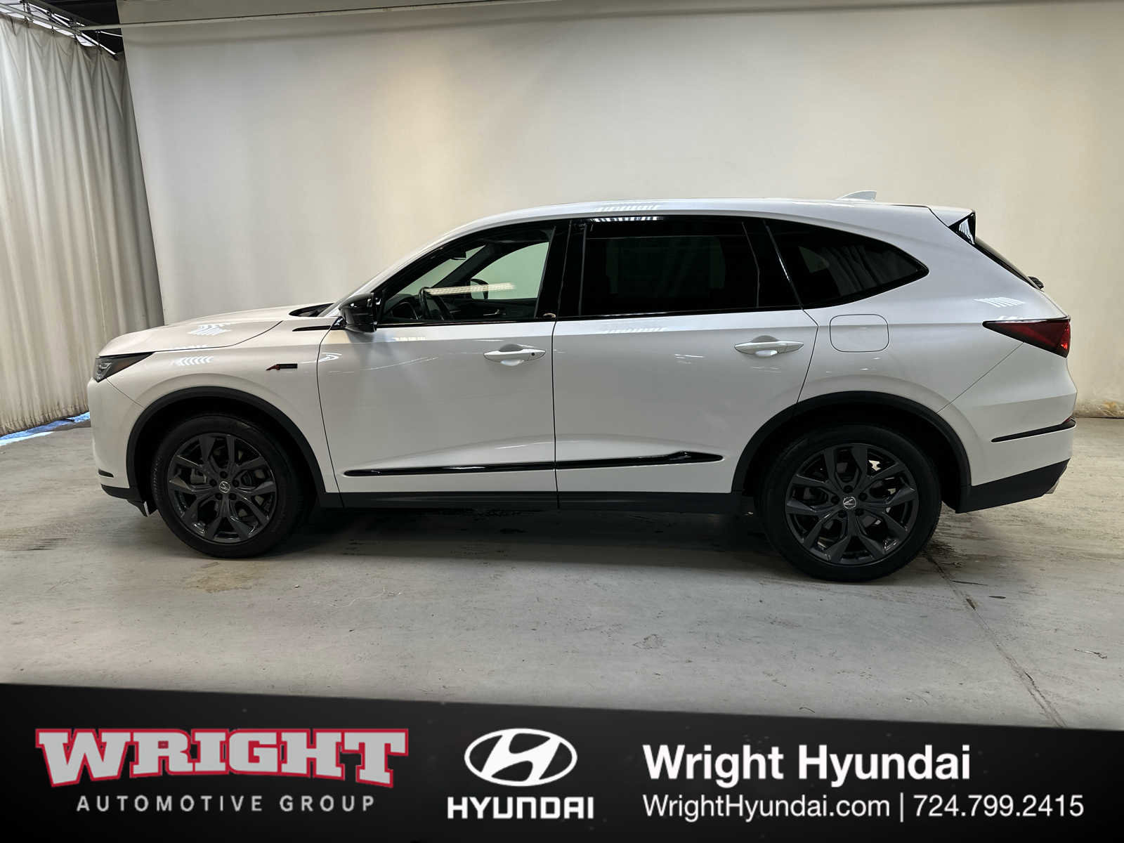 Used 2023 Acura MDX A-Spec image 7