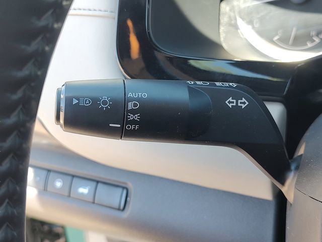 Used 2025 Nissan Pathfinder SL image 22