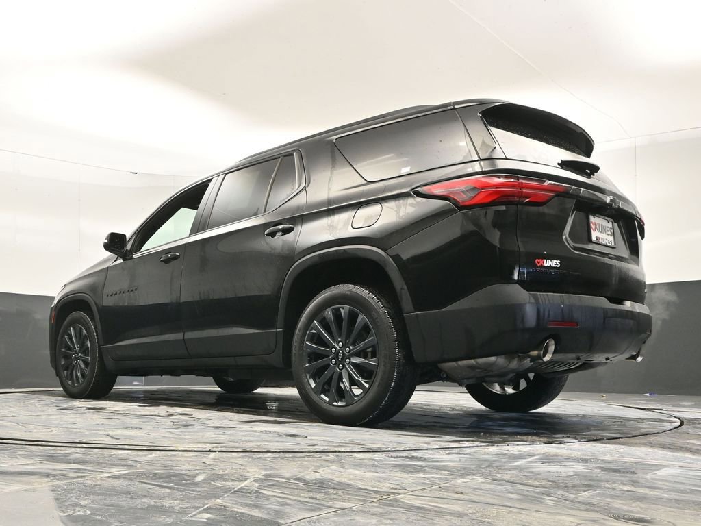 Used 2023 Chevrolet Traverse RS image 51