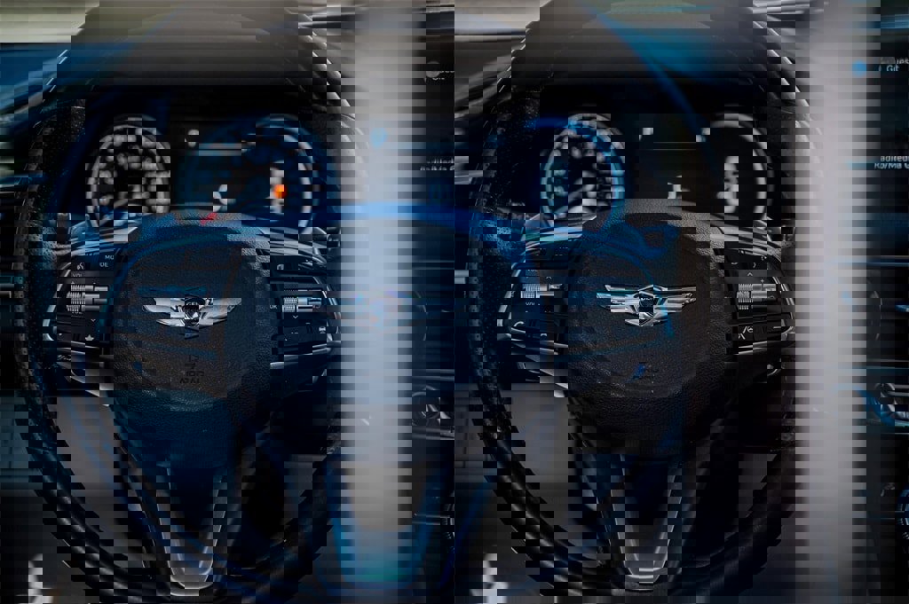 Used 2022 Genesis G70 3.3T image 30