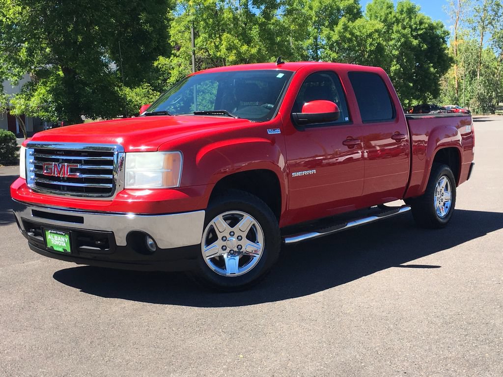 Used 2013 GMC Sierra 1500 SLT w/ All-Terrain Package AWD/4WD image 1