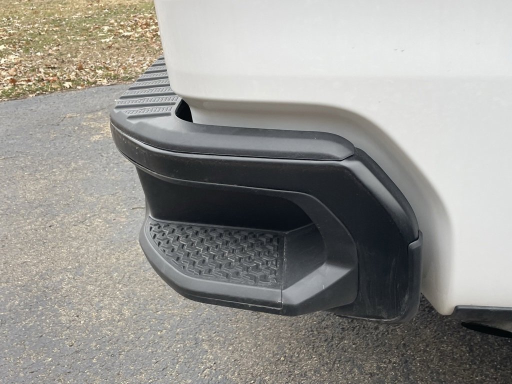 Used 2025 Chevrolet Silverado 1500 W/T w/ WT Value Package image 17