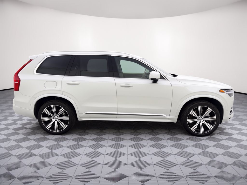 Certified 2025 Volvo XC90 T8 Ultra w/ Protection Package Premier AWD/4WD image 8