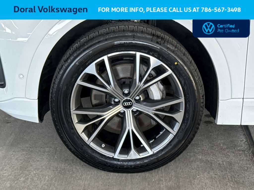 Used 2023 Audi Q8 Premium w/ Convenience Package AWD/4WD image 11