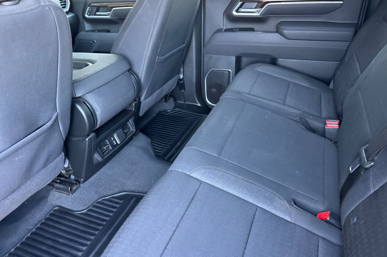 Used 2025 Chevrolet Silverado 2500 LT w/ Convenience Package AWD/4WD image 14