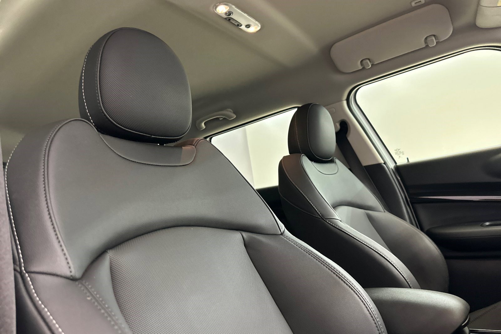 Used 2024 MINI Cooper Clubman S image 24