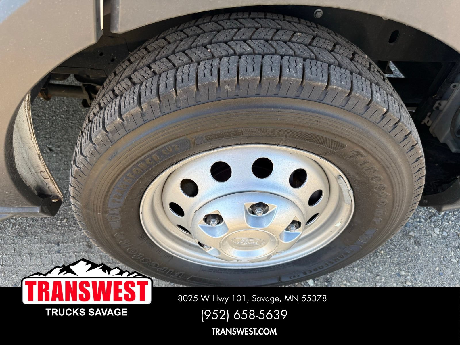 Used 2023 Ford Transit 250 Medium Roof AWD image 18