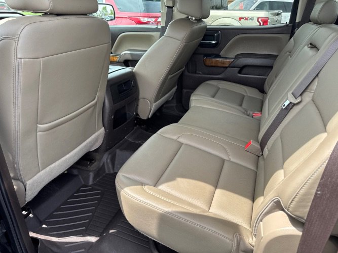 Used 2017 GMC Sierra 1500 SLT image 15