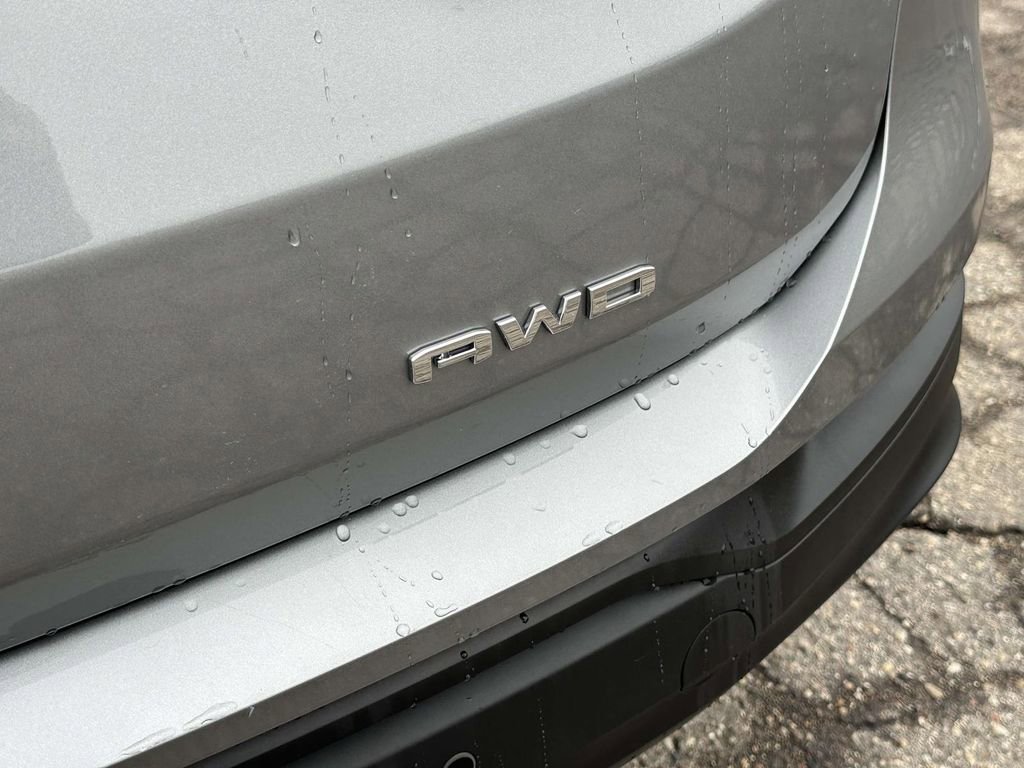 Certified 2023 GMC Terrain SLE w/ Driver Convenience Package image 11