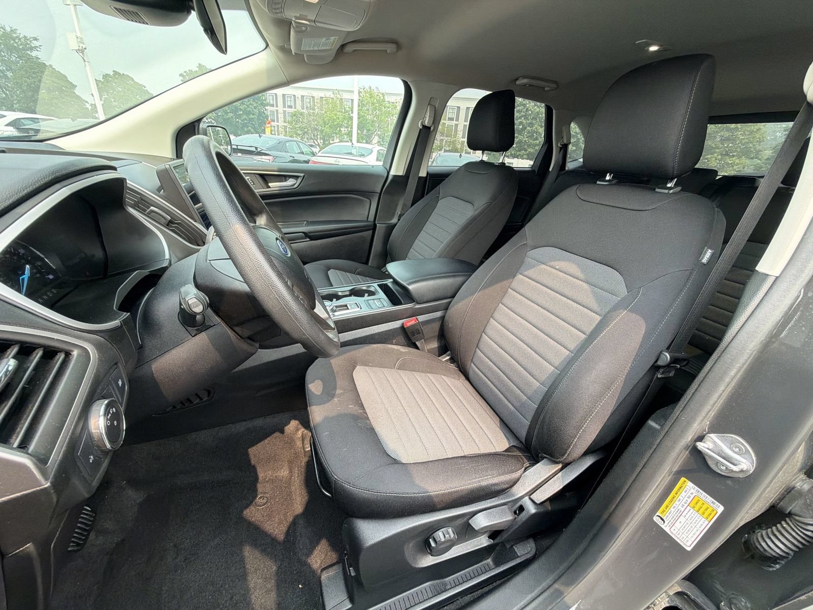 Used 2021 Ford Edge SE AWD/4WD image 12