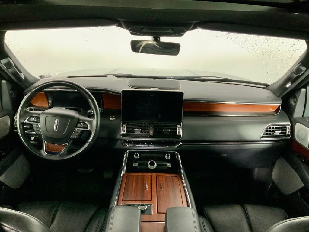 Used 2024 Lincoln Navigator Reserve image 20