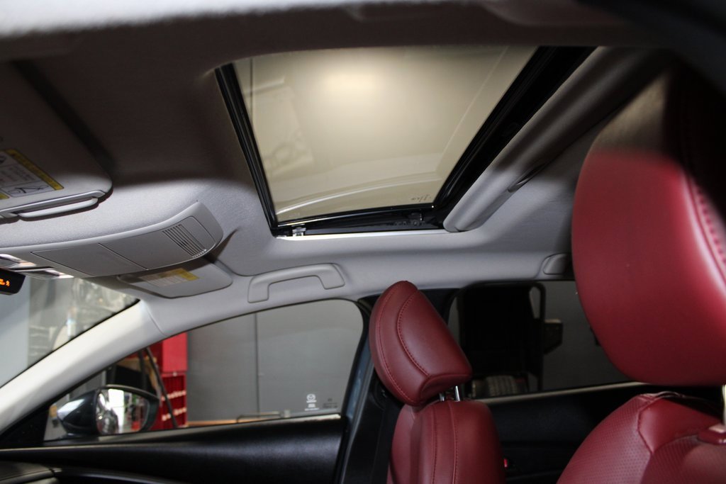 Used 2024 MAZDA CX-30 AWD 2.5 S w/ Preferred Package image 40