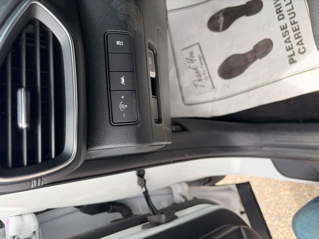 Used 2022 Hyundai Santa Fe SEL AWD/4WD image 12