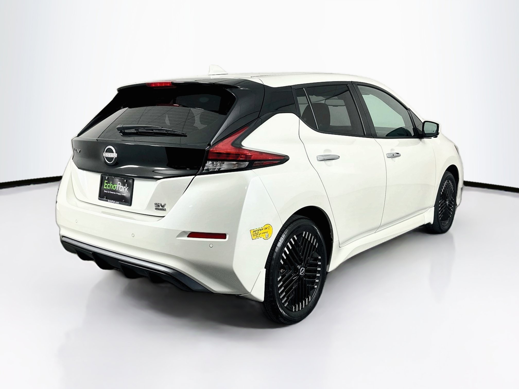 Used 2023 Nissan Leaf SV Plus FWD image 9