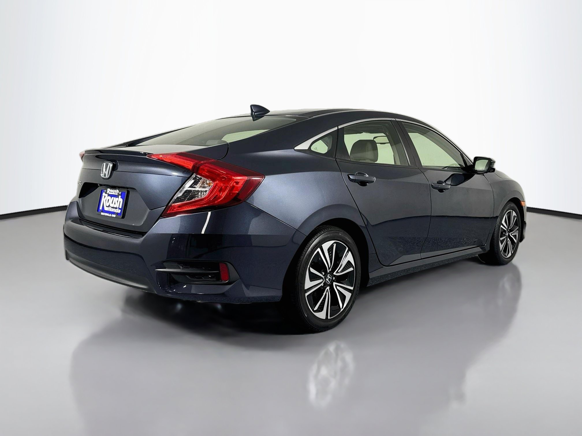 Certified 2018 Honda Civic EX-L image 5
