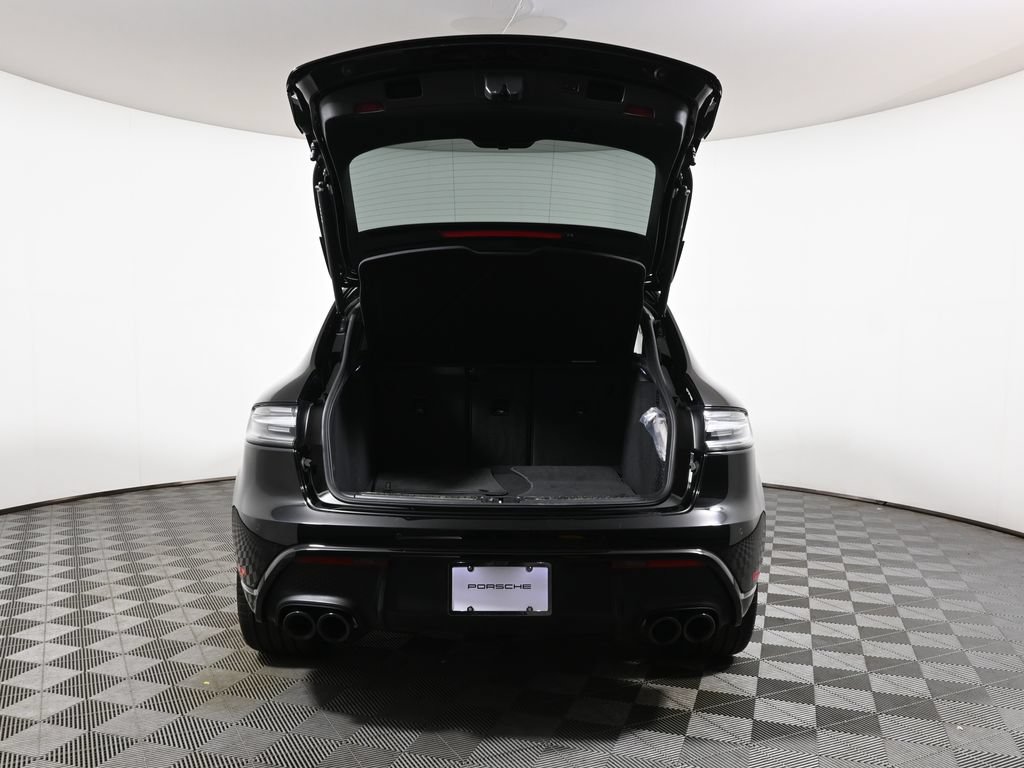 Used 2024 Porsche Macan GTS AWD/4WD image 42