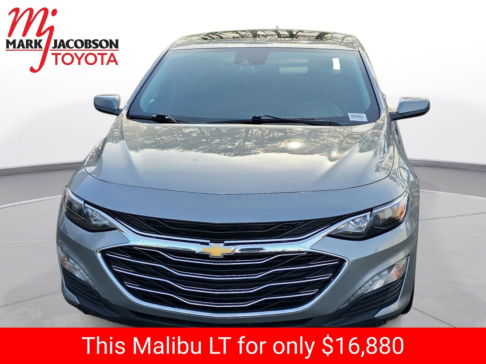 Used 2023 Chevrolet Malibu LT image 3