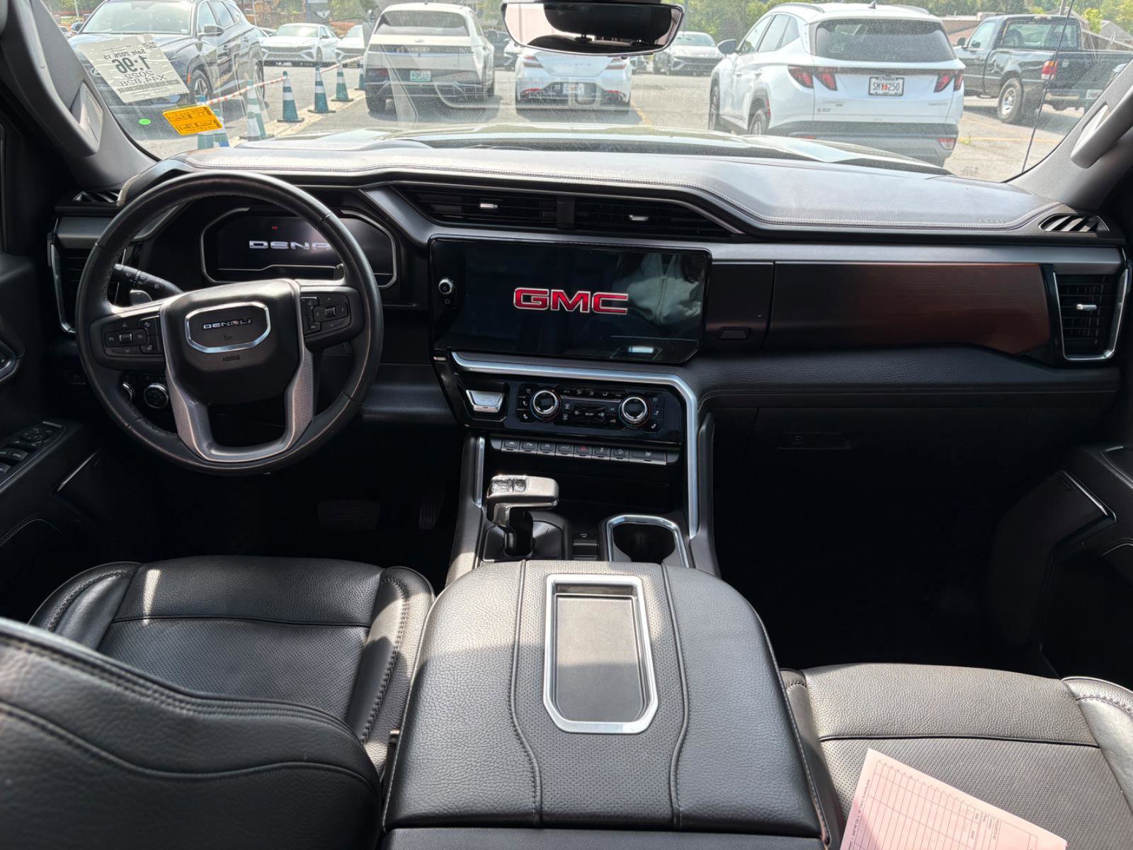 Used 2022 GMC Sierra 1500 Denali w/ Denali Reserve Package image 21