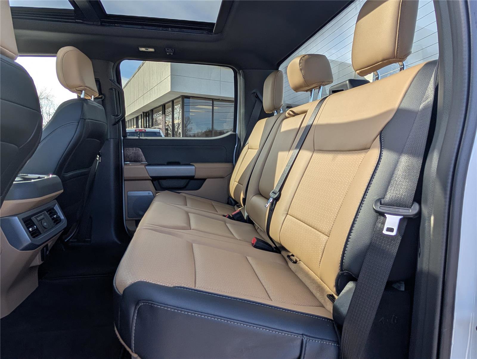 Used 2026 Ford F450 Lariat image 19