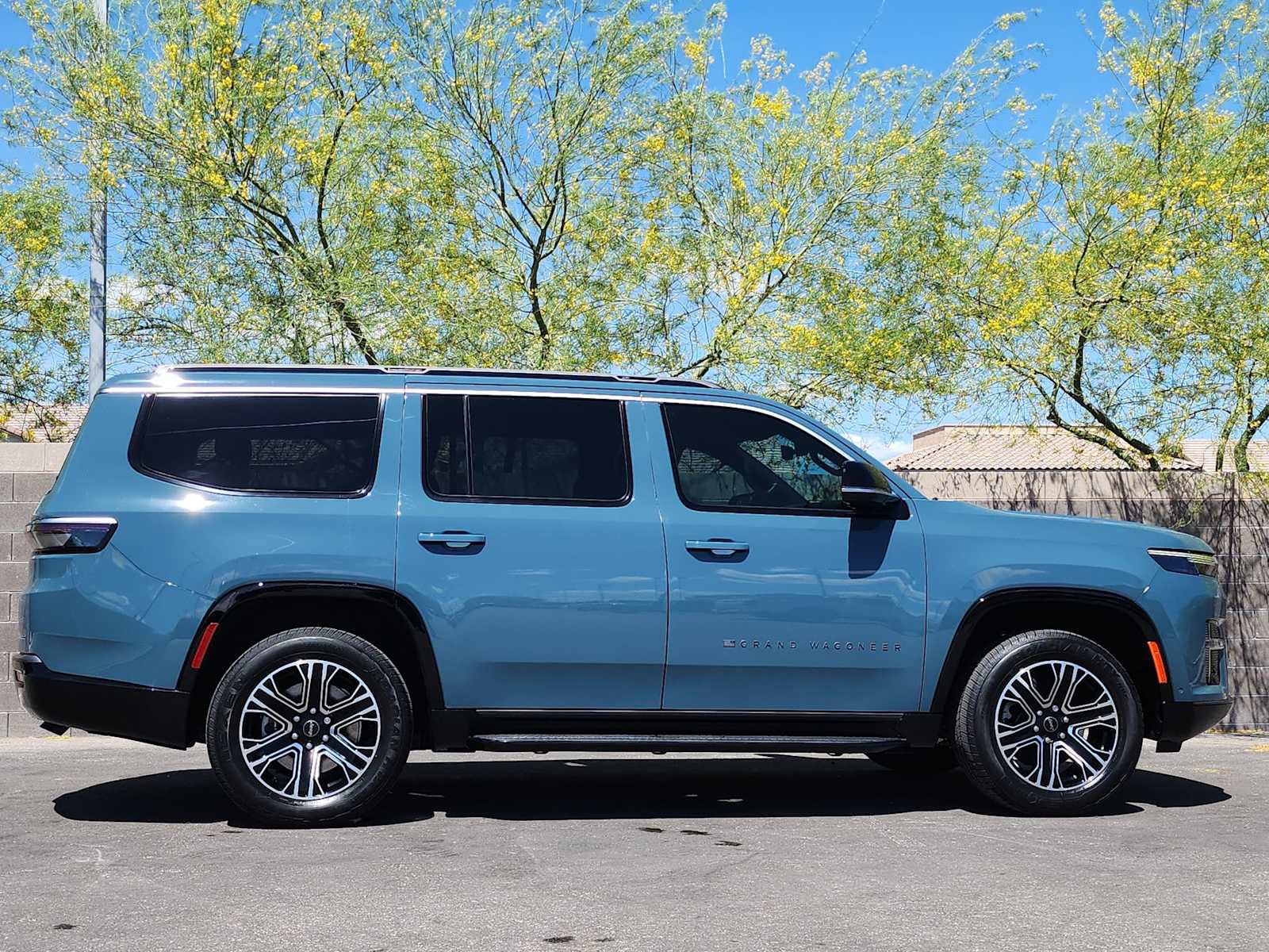 New 2026 Jeep Grand Wagoneer 4WD image 3