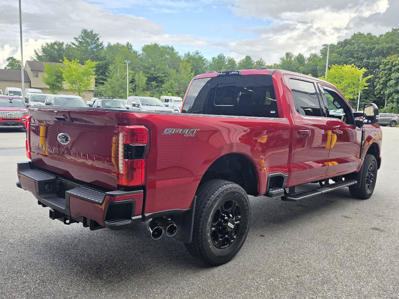 Used 2024 Ford F350 XLT w/ XLT Premium Package AWD/4WD image 3