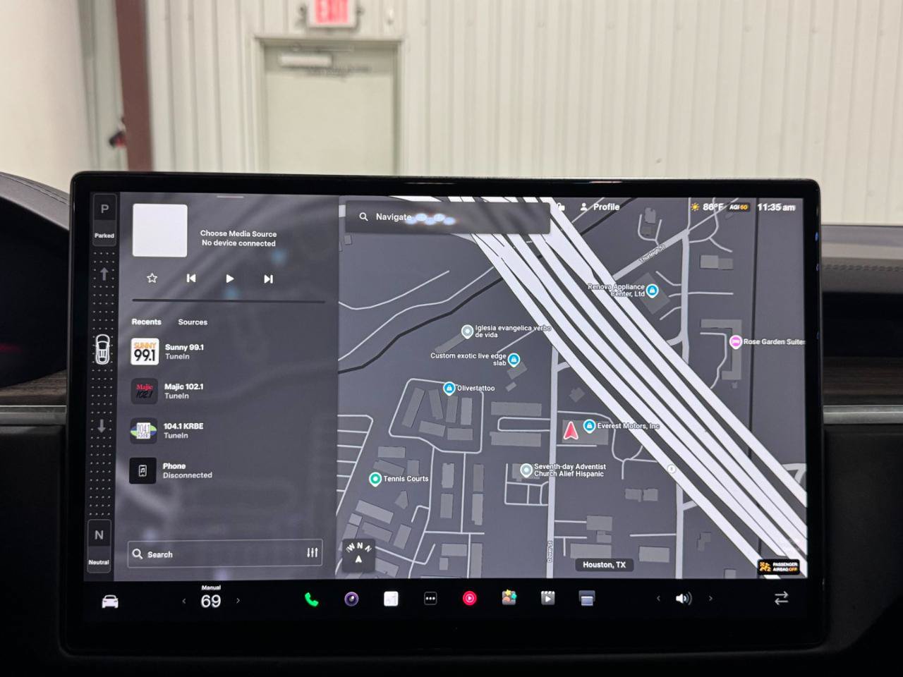 Used 2023 Tesla Model X AWD/4WD image 27