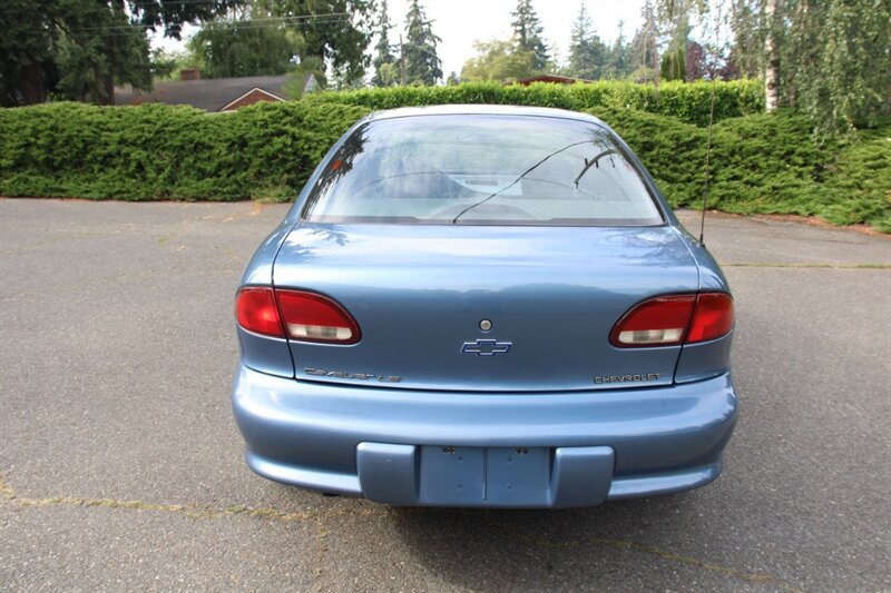 Used 1997 Chevrolet Cavalier LS w/ Preferred Equipment Group 1 FWD image 10