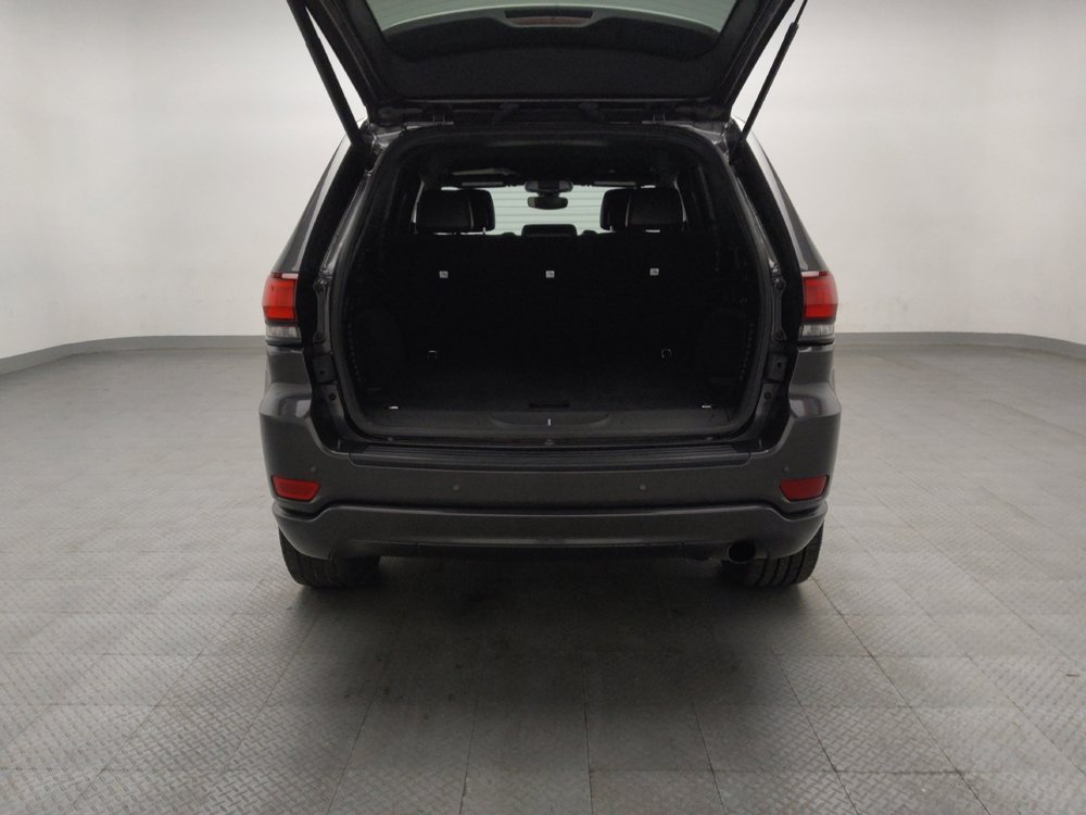 Used 2020 Jeep Grand Cherokee Altitude RWD image 29
