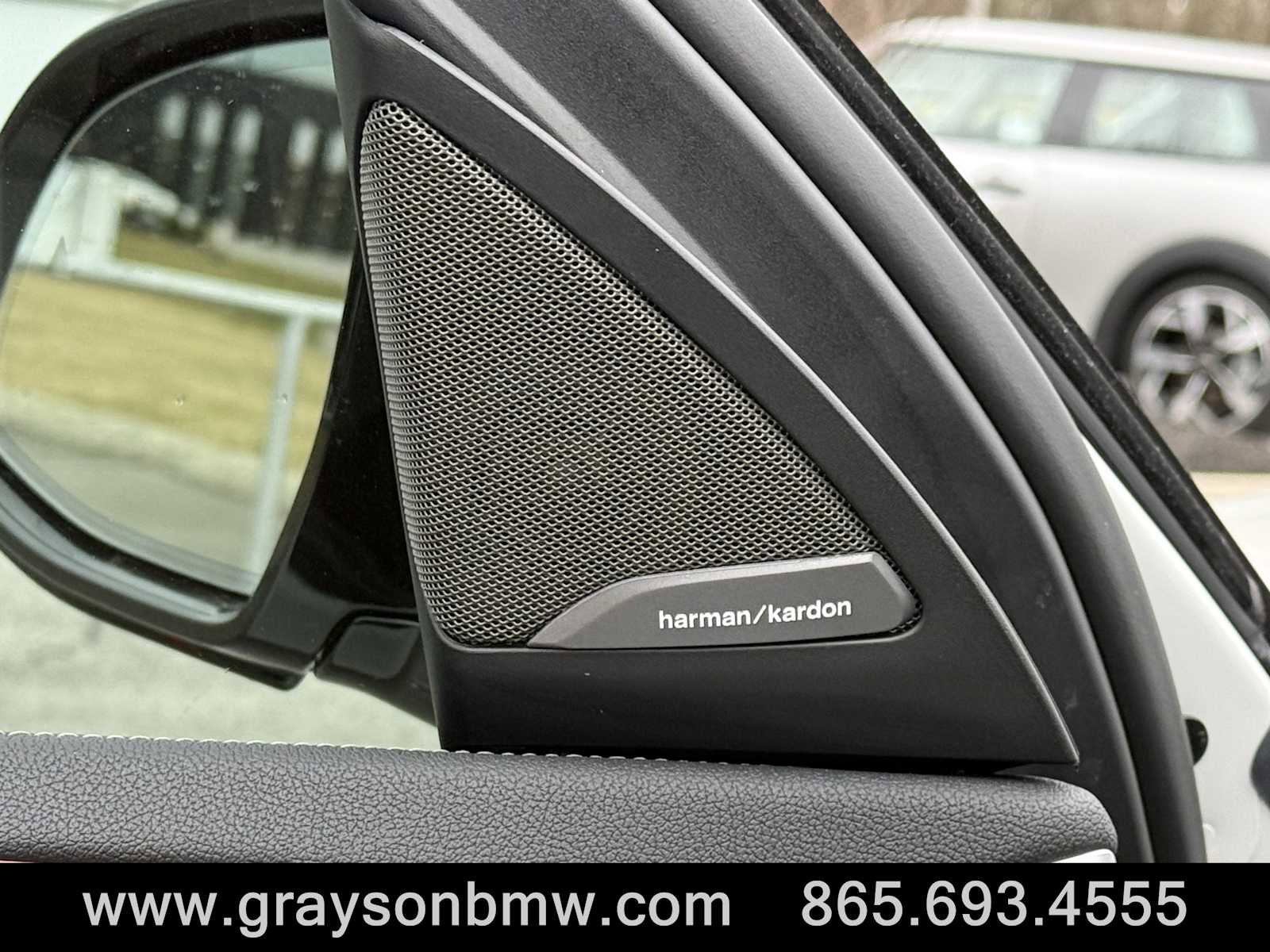 Used 2025 BMW X4 M40i w/ Premium Package image 14