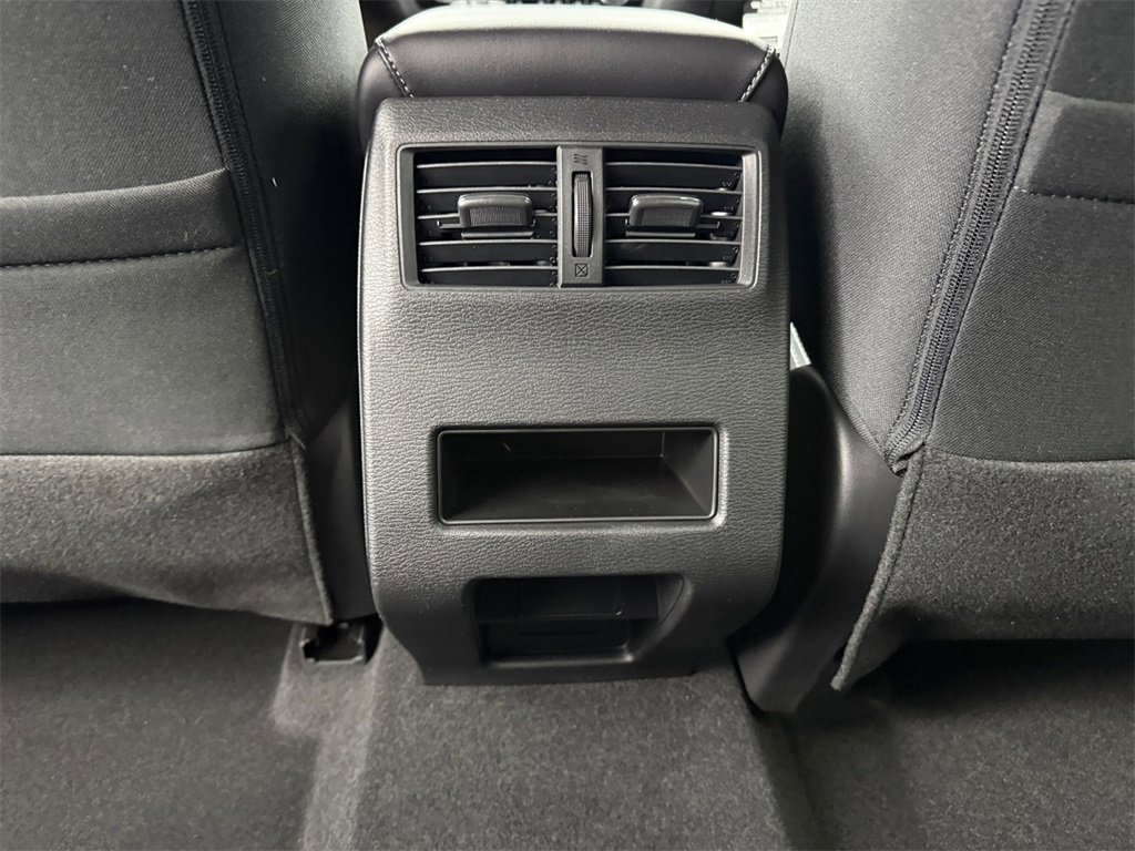 New 2026 Mitsubishi Outlander ES image 29