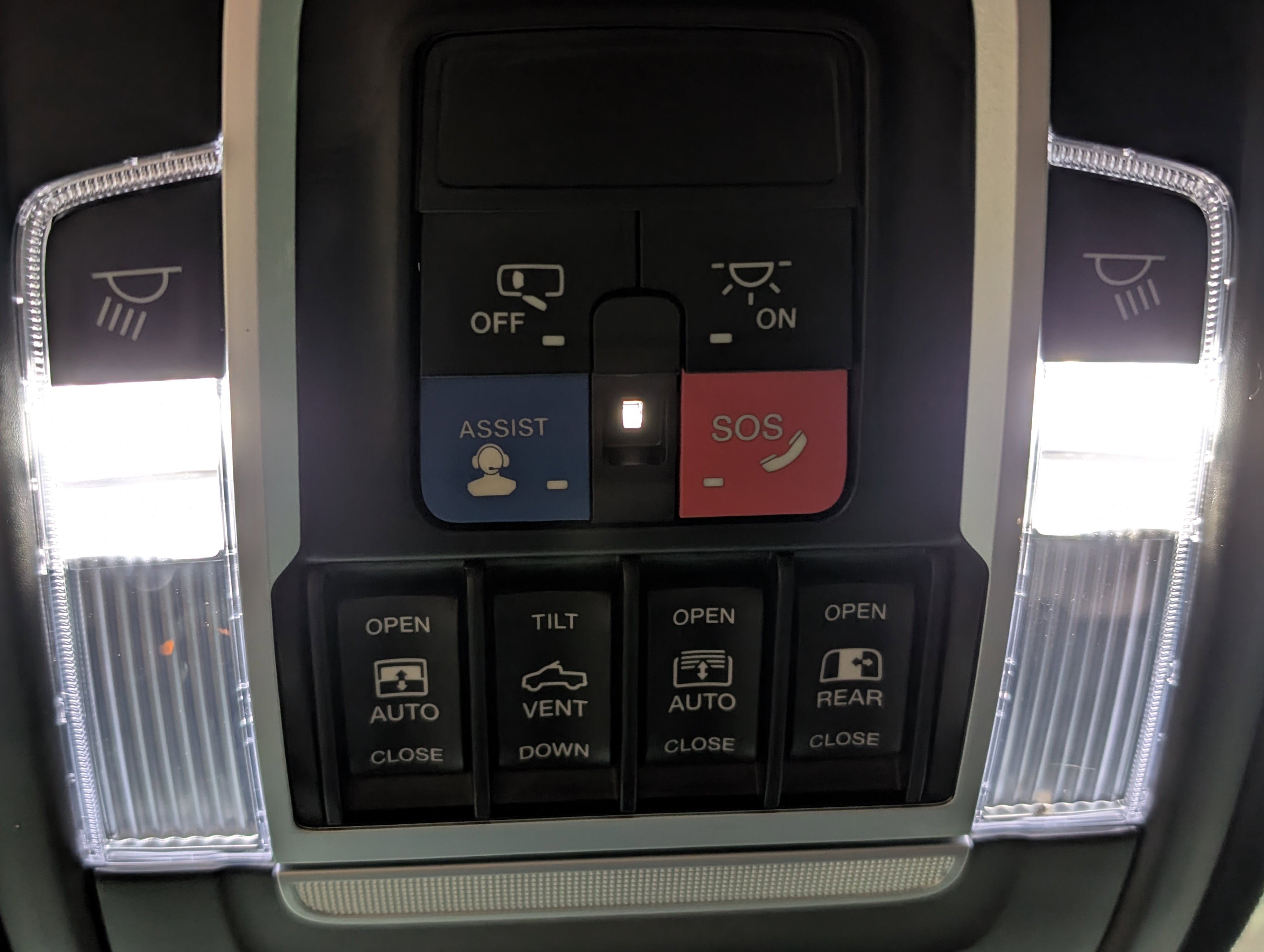 Used 2020 RAM 1500 Sport w/ Leather & Sound Group image 28