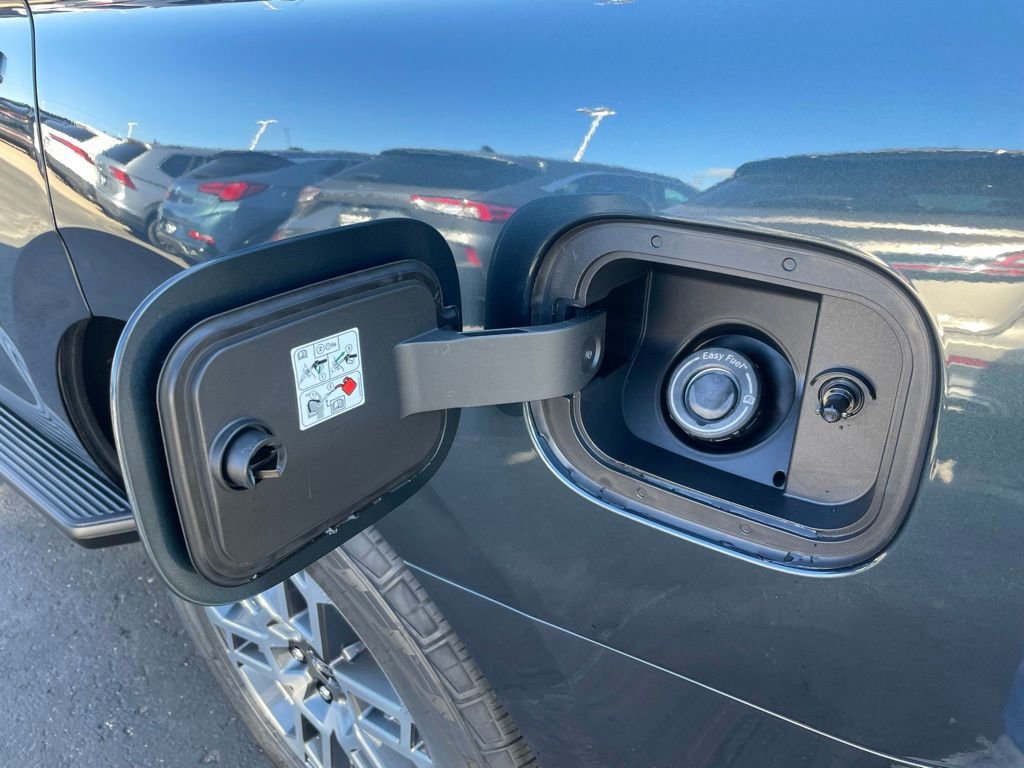 New 2026 Ford Expedition Active image 64