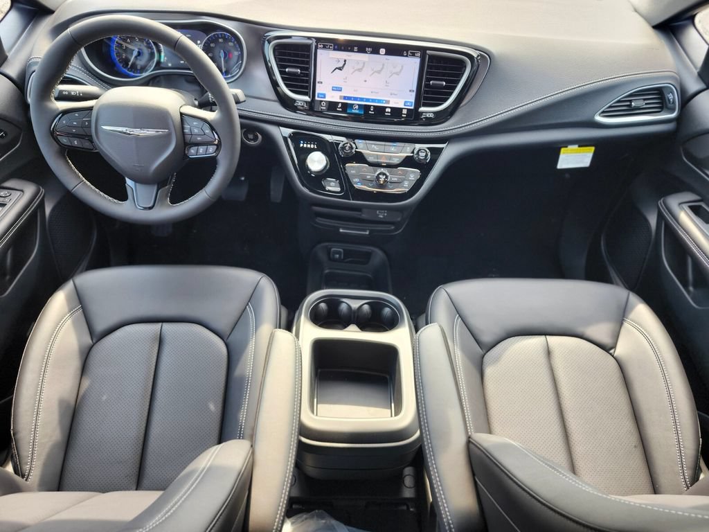 New 2026 Chrysler Pacifica Select w/ S Appearance Package AWD/4WD image 12