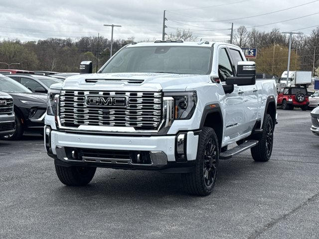 New 2026 GMC Sierra 2500 Denali w/ Denali Reserve Package image 12