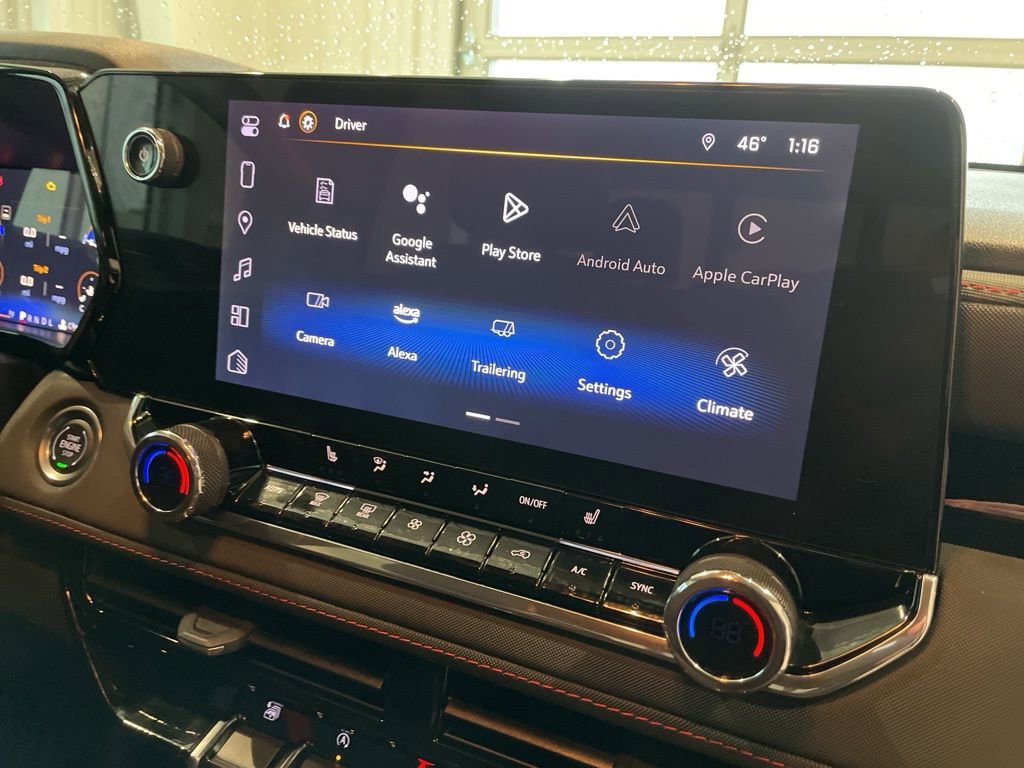 Used 2024 Chevrolet Colorado Z71 w/ Z71 Convenience Package 2 image 16