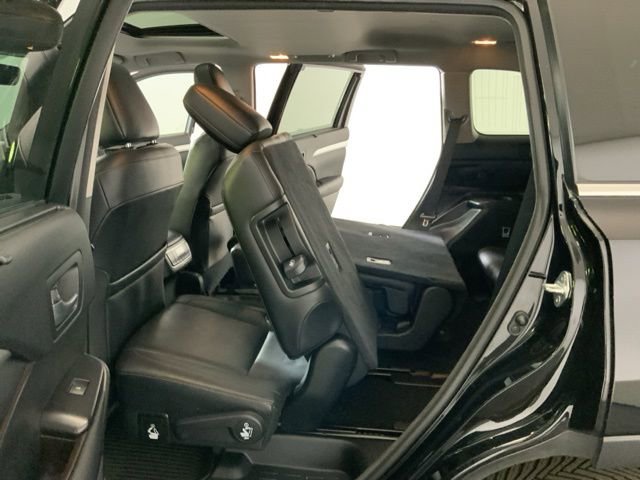 Used 2017 Toyota Highlander XLE image 32