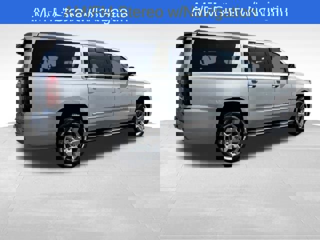 Used 2019 Chevrolet Suburban LT image 2