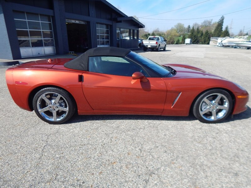 Used 2005 Chevrolet Corvette Convertible w/ Preferred Equipment Group RWD image 38