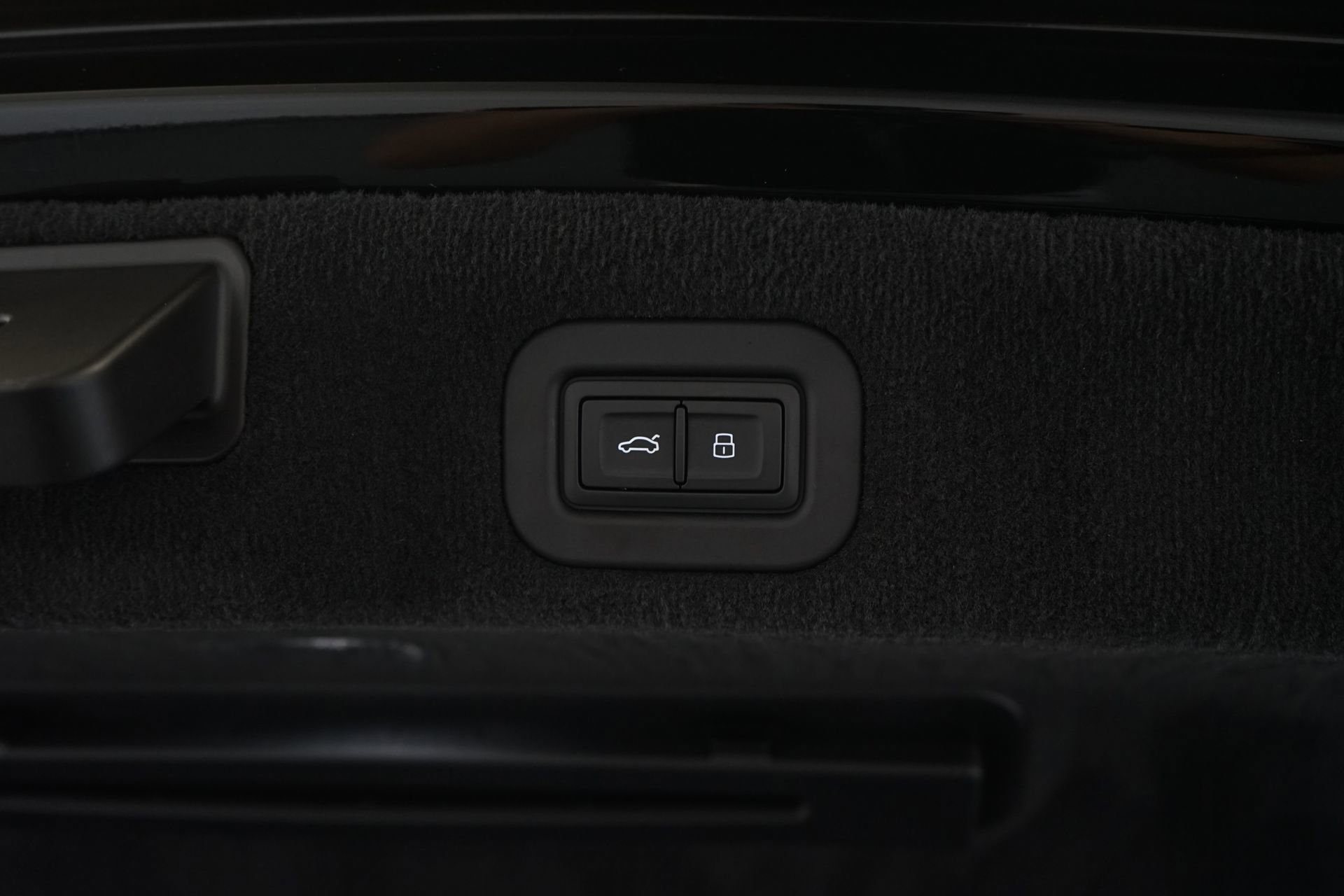 Used 2026 Bentley Flying Spur Azure image 36