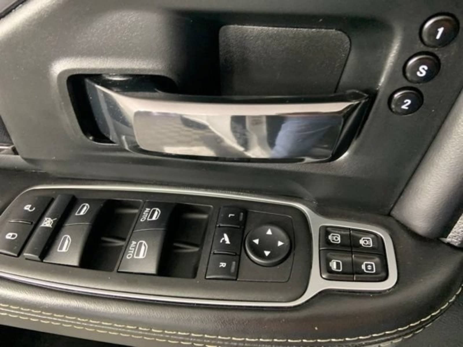 Used 2024 RAM 3500 Limited w/ Night Edition AWD/4WD image 29