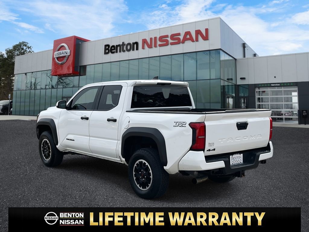 Used 2025 Toyota Tacoma TRD Off-Road image 10