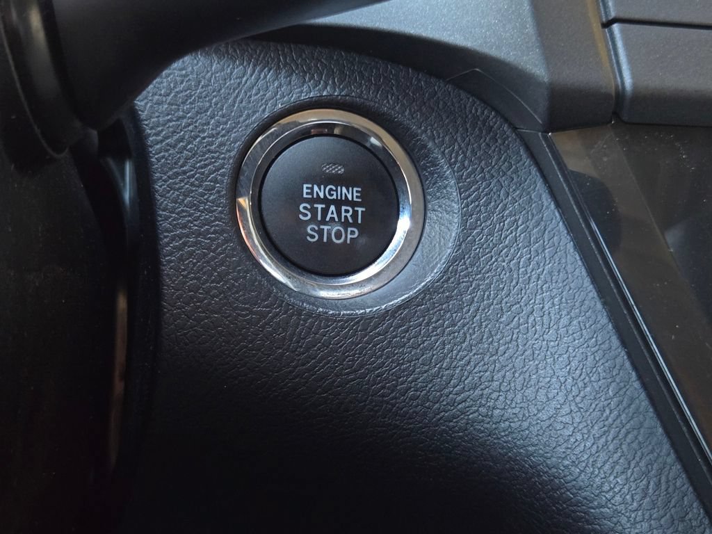 Used 2018 Toyota Sienna Limited Premium AWD/4WD image 32