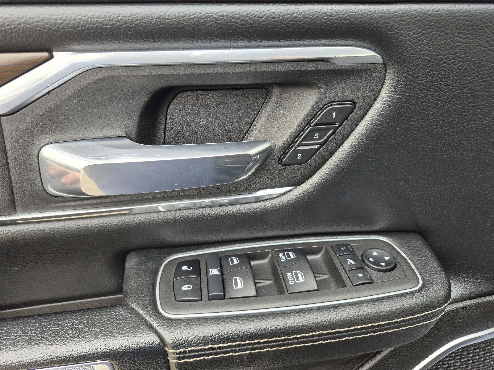 Used 2022 RAM 1500 Laramie image 2