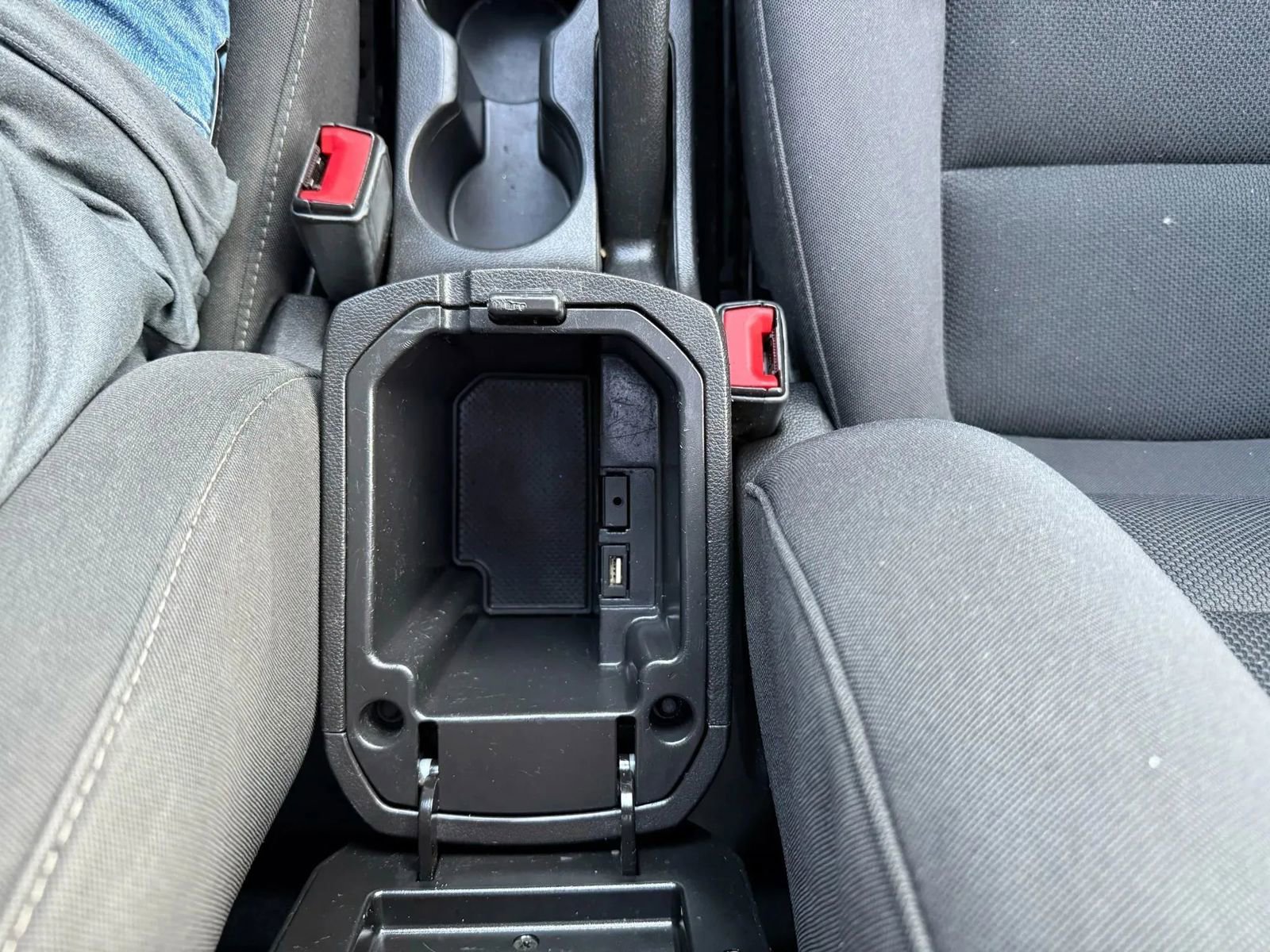 Used 2016 Chevrolet Cruze LT w/ Sun And Sound Package image 36