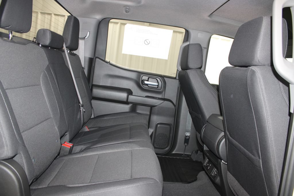 New 2026 Chevrolet Silverado 1500 Custom w/ LPO, Dark Essentials Package AWD/4WD image 34