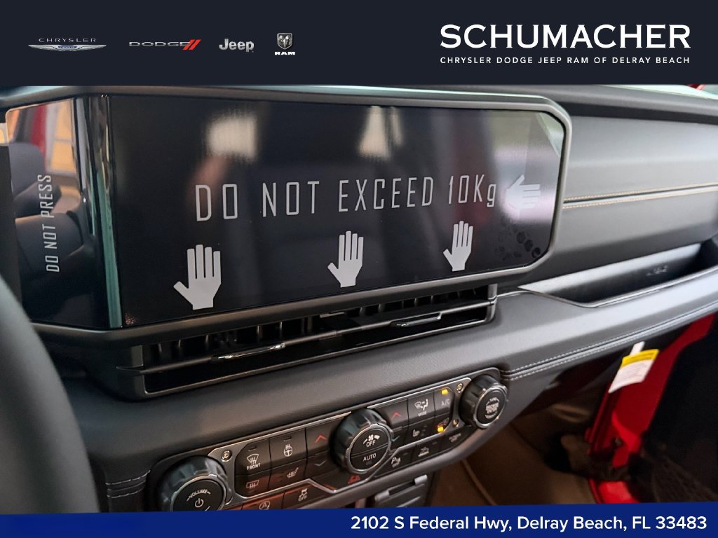 New 2027 Jeep Wrangler Unlimited Sahara AWD/4WD image 16