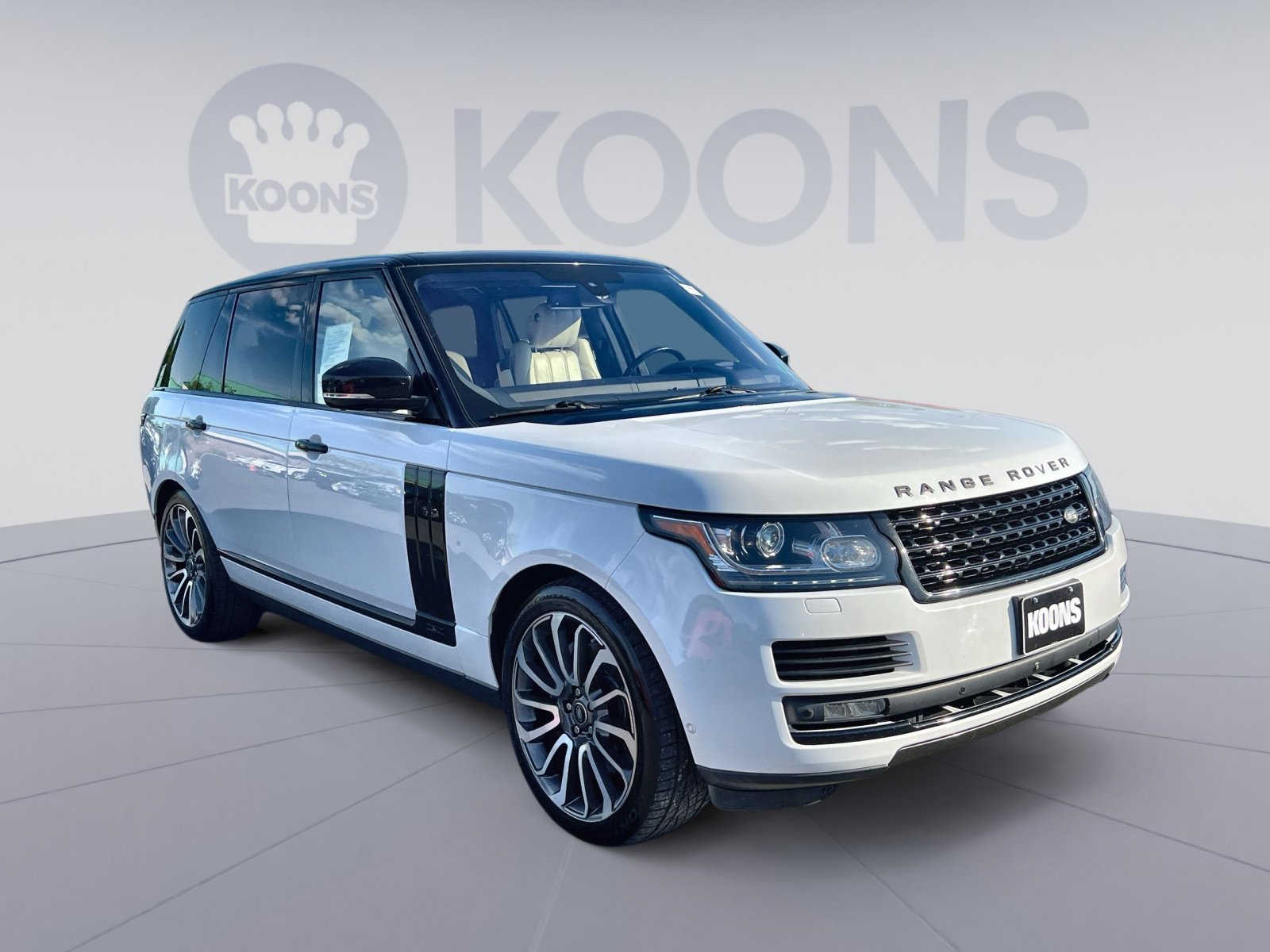 Used 2016 Land Rover Range Rover Long Wheelbase Supercharged AWD/4WD image 2